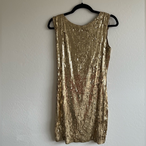 Michael Kors NWT Gold Sequin Mini Dress Open Back Size M - Picture 2 of 4